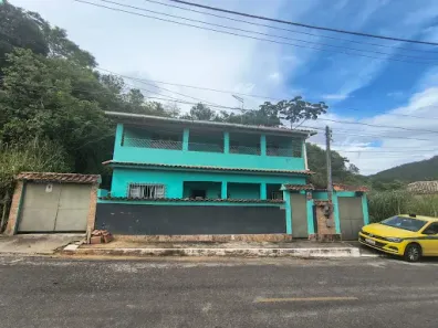 Casa com 2 Quartos à venda, 100m² no Centro, Maricá
