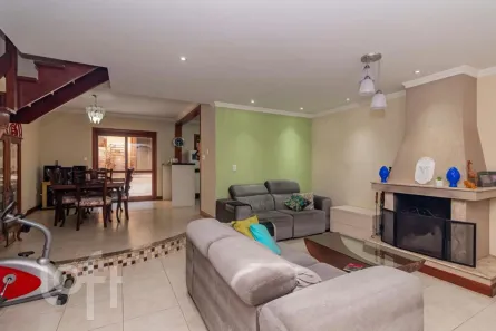 Casa com 5 Quartos à venda, 161m² no Espírito Santo, Porto Alegre