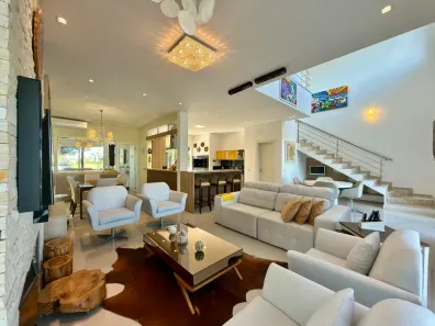 Casa de Condomínio com 3 Quartos à venda, 280m² no XANGRI-LÁ, Xangri-lá
