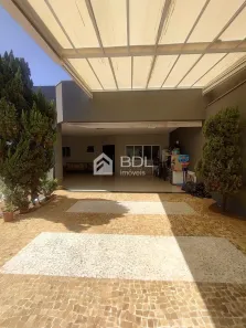 Casa com 3 Quartos à venda, 230m² no Parque Universitário, Americana