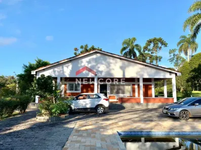 Fazenda/Sítio com 4 Quartos à venda, 250m² no Loteamento Vale Florido, Embu-Guaçu