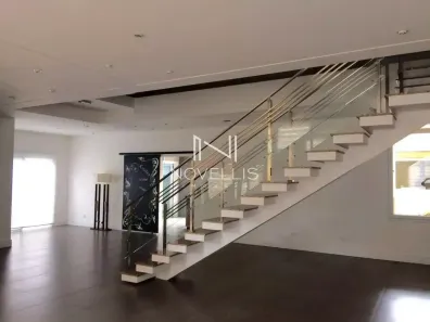 Sobrado com 4 Quartos para alugar, 320m² no Loteamento Villa Branca, Jacareí