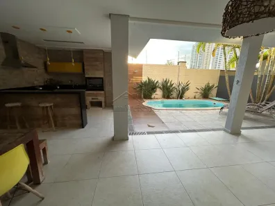 Casa de Condomínio com 3 Quartos para alugar, 250m² no Parque Califórnia, Jacareí