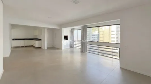 Apartamento com 2 Quartos à venda, 110m² no Centro, Florianópolis