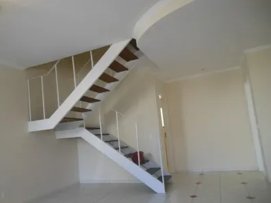 Casa de Condomínio com 3 Quartos para alugar, 100m² no Parque Assunção, Taboão da Serra
