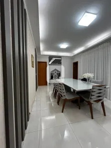 Casa com 3 Quartos à venda, 235m² no Alto Umuarama, Uberlândia