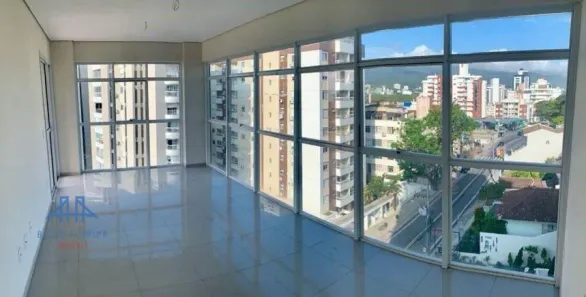 Apartamento com 3 Quartos à venda, 116m² no Agronômica, Florianópolis