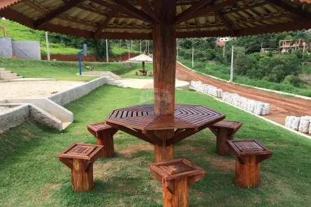 Lote/Terreno à venda, 154m² no Itapeva, Itapeva