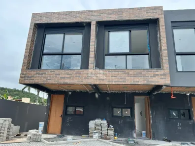 Casa com 2 Quartos à venda, 99m² no Cachoeira do Bom Jesus, Florianópolis