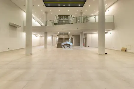 Prédio Comercial para alugar, 4538m² no Centro, Campinas