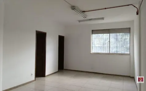 Sala Comercial para alugar, 208m² no Santa Efigênia, Belo Horizonte