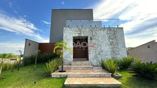 Casa de Condomínio com 4 Quartos à venda, 254m² no Jardins Barcelona, Senador Canedo