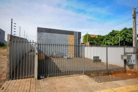 Sobrado com 1 Quarto para alugar, 23m² no Cidade Nova, Foz do Iguaçu