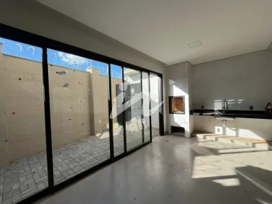Casa com 3 Quartos à venda, 169m² no Grand Ville, Uberlândia