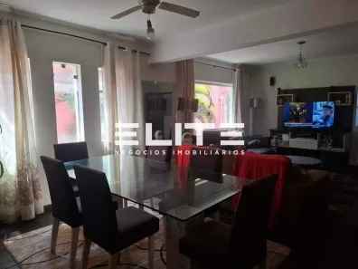 Sobrado com 4 Quartos à venda, 300m² no Jardim, Santo André