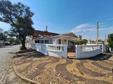 Imóvel Comercial com 4 Quartos à venda, 200m² no Nova Campinas, Campinas