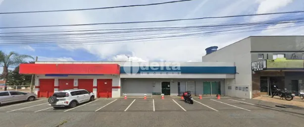 Ponto Comercial para alugar, 350m² no Santa Rosa, Uberlândia