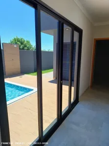 Casa de Condomínio com 3 Quartos à venda, 186m² no Morada das Flores, Piratininga