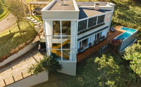 Casa de Condomínio com 4 Quartos à venda, 330m² no , Santo Antônio do Pinhal