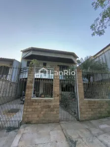 Casa de Condomínio com 4 Quartos à venda, 299m² no Pechincha, Rio de Janeiro
