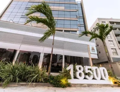 Sala Comercial à venda, 30m² no Recreio dos Bandeirantes, Rio de Janeiro