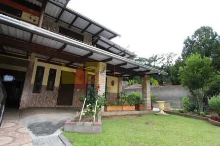 Sobrado com 5 Quartos à venda, 325m² no Salto Weissbach, Blumenau