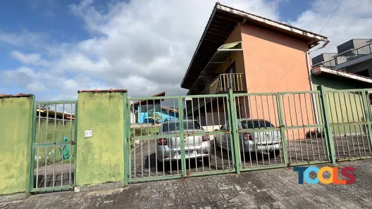 Sobrado com 1 Quarto à venda, 50m² no Jardim Mariella, Caraguatatuba