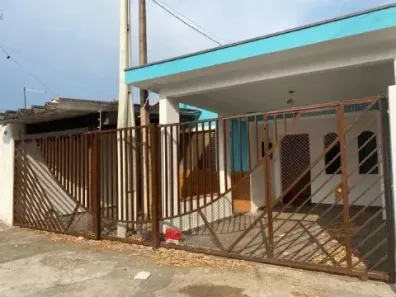 Casa com 4 Quartos à venda, 200m² no Vila Nogueira, Taubaté