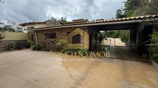 Casa com 4 Quartos à venda, 275m² no Piatã, Salvador