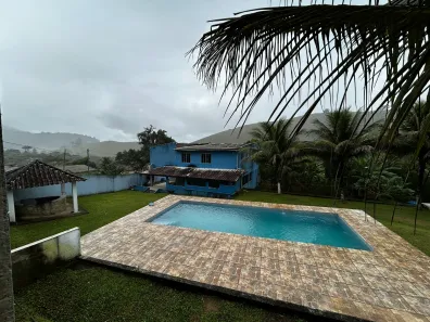 Fazenda/Sítio com 5 Quartos à venda, 2406m² no Cachoeiros, Macaé