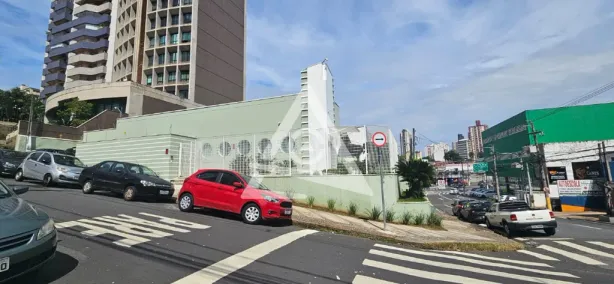 Imóvel Comercial com 4 Quartos para alugar, 159m² no Cambuí, Campinas