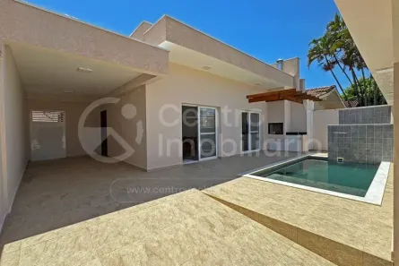 Casa com 4 Quartos à venda, 179m² no Jardim Imperador, Peruíbe