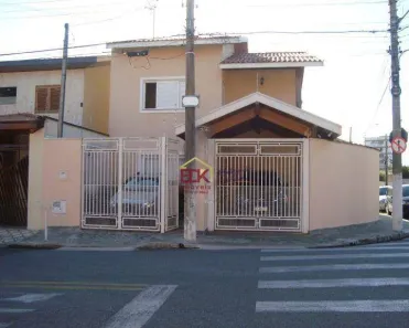 Sobrado com 3 Quartos à venda, 220m² no Jardim Maria Augusta, Taubaté