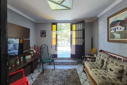 Casa com 3 Quartos à venda, 250m² no Paulicéia, São Bernardo do Campo