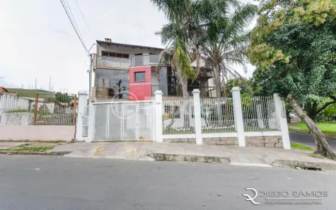 Casa com 3 Quartos à venda, 368m² no Vila João Pessoa, Porto Alegre