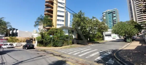 Imóvel Comercial com 4 Quartos à venda, 300m² no Cambuí, Campinas