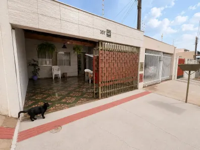 Casa com 2 Quartos para alugar, 67m² no Alto da Boa Vista, Londrina