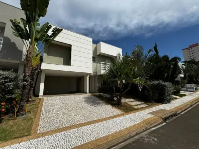 Casa de Condomínio com 4 Quartos à venda, 248m² no Vila Santa Maria, Americana