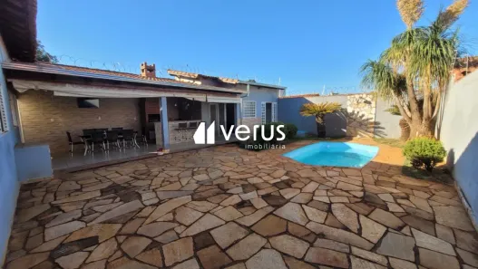 Casa com 3 Quartos à venda, 185m² no Cidade Jardim, Uberlândia
