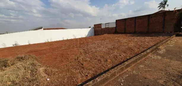 Lote/Terreno à venda, 300m² no Jardim Santa Júlia (Vila Xavier), Araraquara