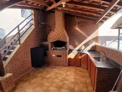 Casa com 3 Quartos para alugar, 240m² no Parque Residencial Lauriano Tebar, São José do Rio Preto