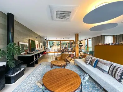 Casa com 3 Quartos à venda, 340m² no Vila Nova Conceição, São Paulo