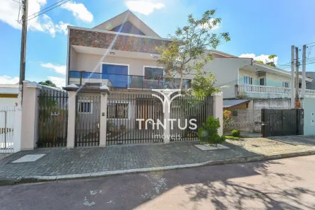Sobrado com 4 Quartos à venda, 350m² no Pinheirinho, Curitiba