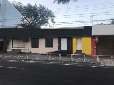 Ponto Comercial à venda, 600m² no Centro, Uberlândia