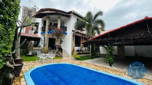 Casa com 3 Quartos à venda, 345m² no Capim Macio, Natal