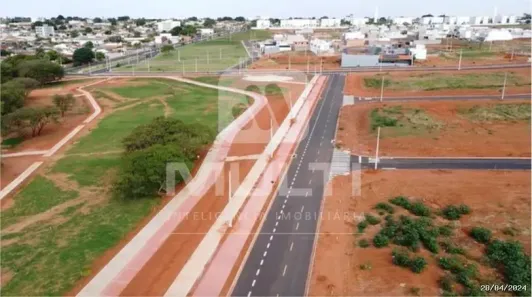 Lote/Terreno com 1 Quarto à venda, 250m² no Alto Umuarama, Uberlândia