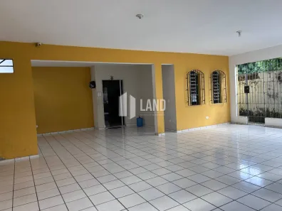 Casa com 3 Quartos à venda, 300m² no Lourival Parente, Teresina