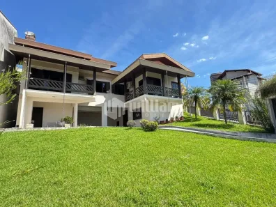 Casa com 3 Quartos à venda, 241m² no Souza Cruz, Brusque