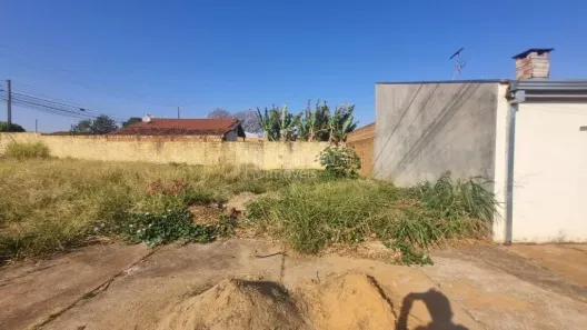 Lote/Terreno à venda, 147m² no Jardim Roberto Selmi Dei, Araraquara