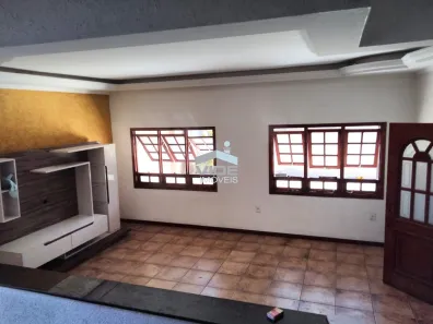 Casa com 3 Quartos à venda, 227m² no Vila Aeroporto, Campinas